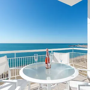https://malagasuite-malagueta-impressive-views.hotelsinnerja.org